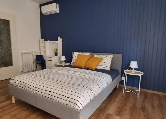 Casa Alexandra Апартаменти Рапалло